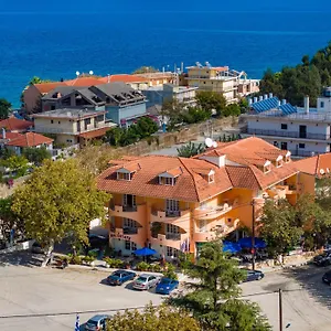 Odysseus Palace **** Poros (Kefalonia)