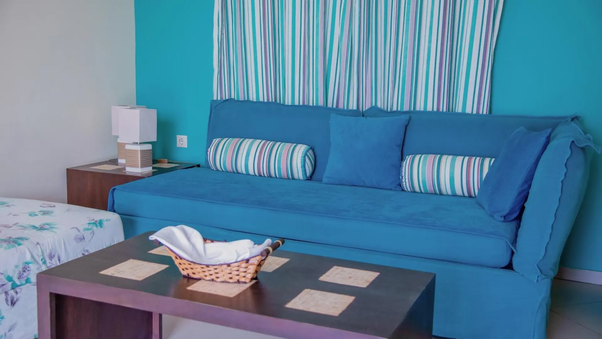 ***  Princess Hotel Lassi  Greece